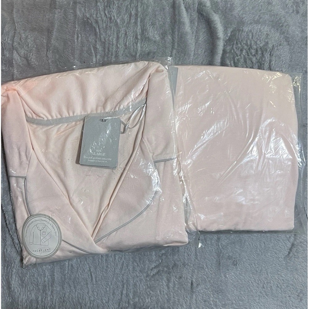 Faceplant Dreams NWT Pink Bamboo Pajama Set Gray Trim Long Sleeve Long Pants XL